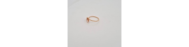 copia di Anello Enricooro K0736 a corda zircone a cuore e pietra blu  giallo donna